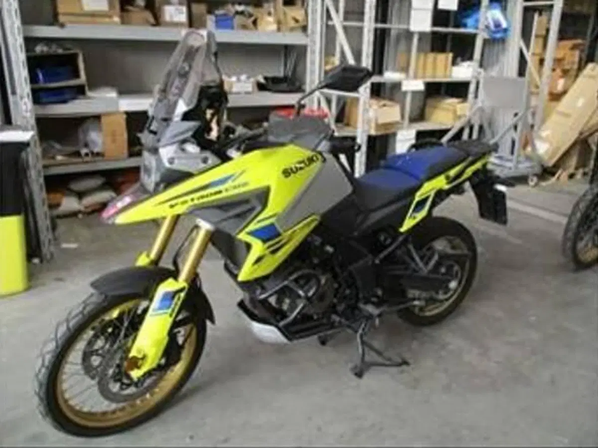 Suzuki V-Strom 1050DE (2023 - 24)