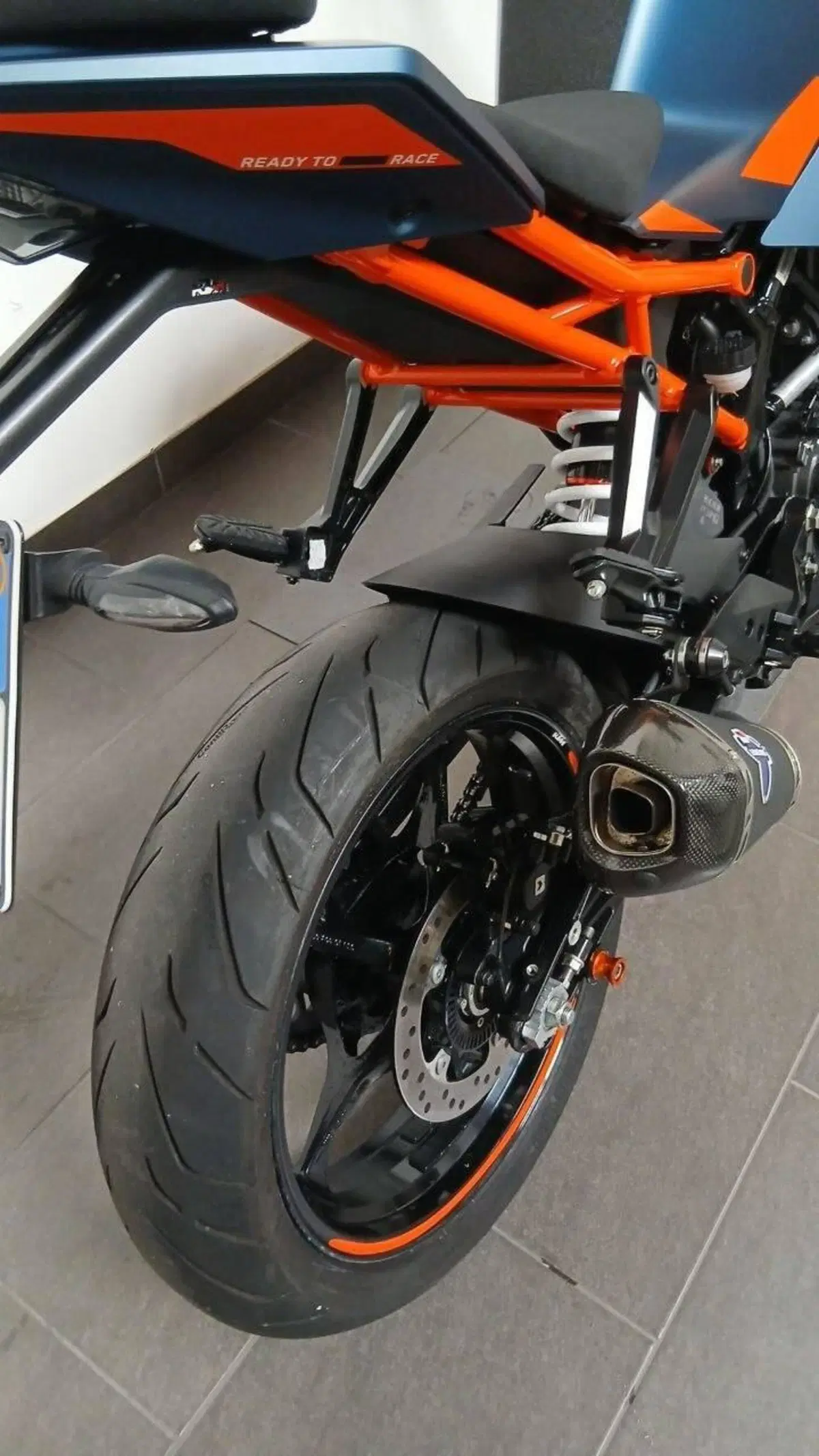 KTM RC 390 (2022 - 26) (5)
