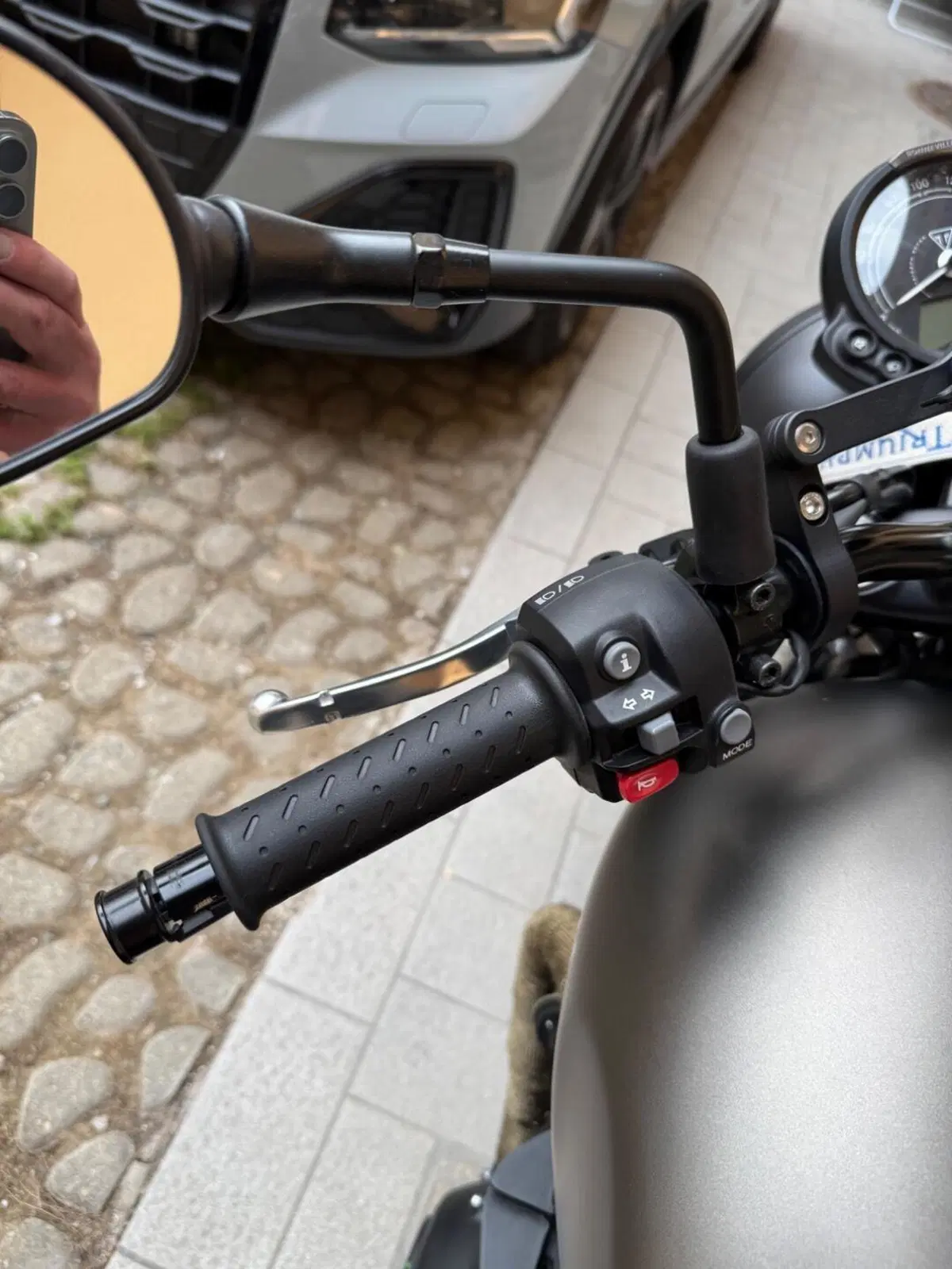 Triumph Speed Twin 900 (2023 - 24) (13)