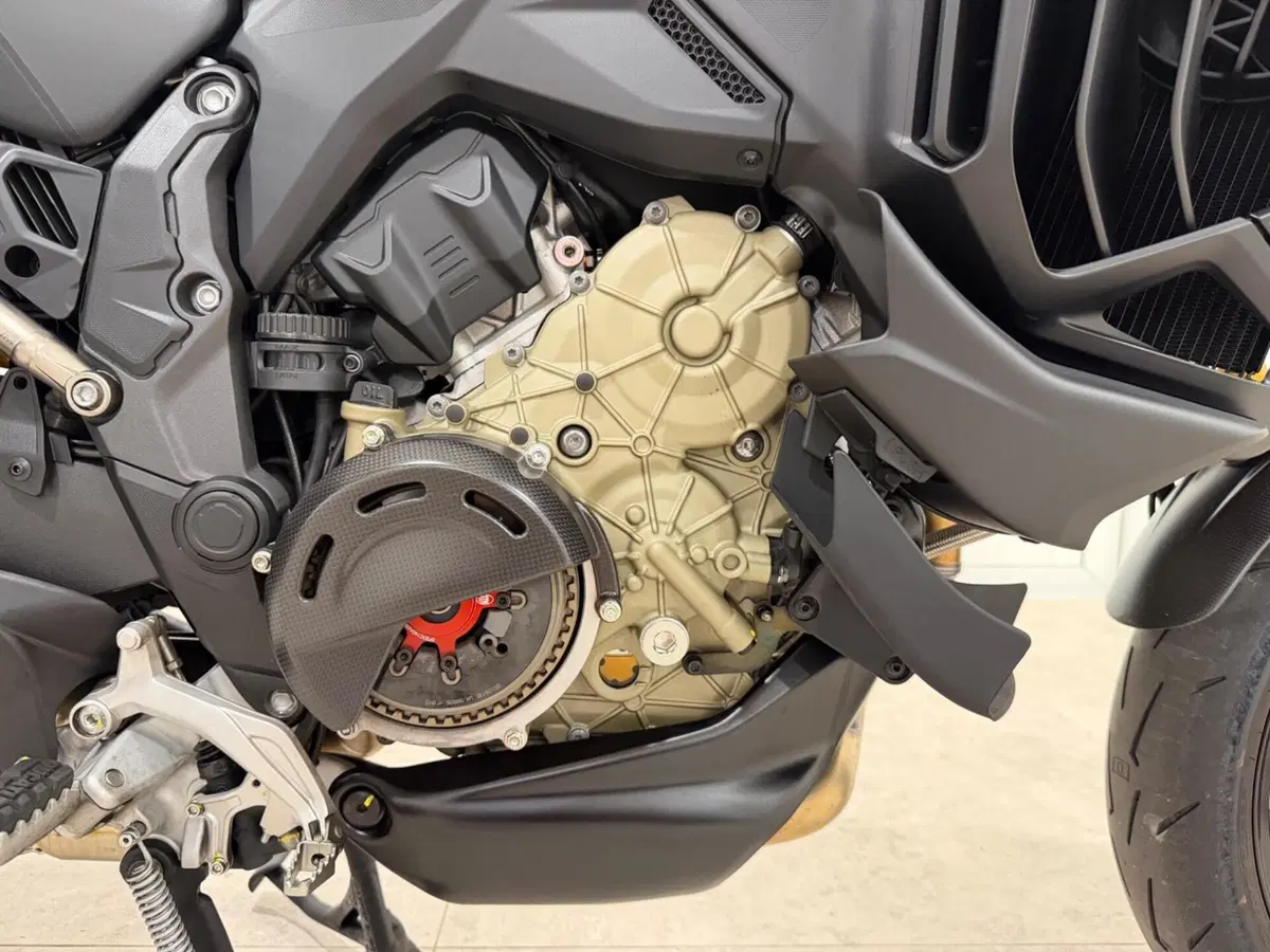 Ducati Multistrada V4 RS (2026) (2)