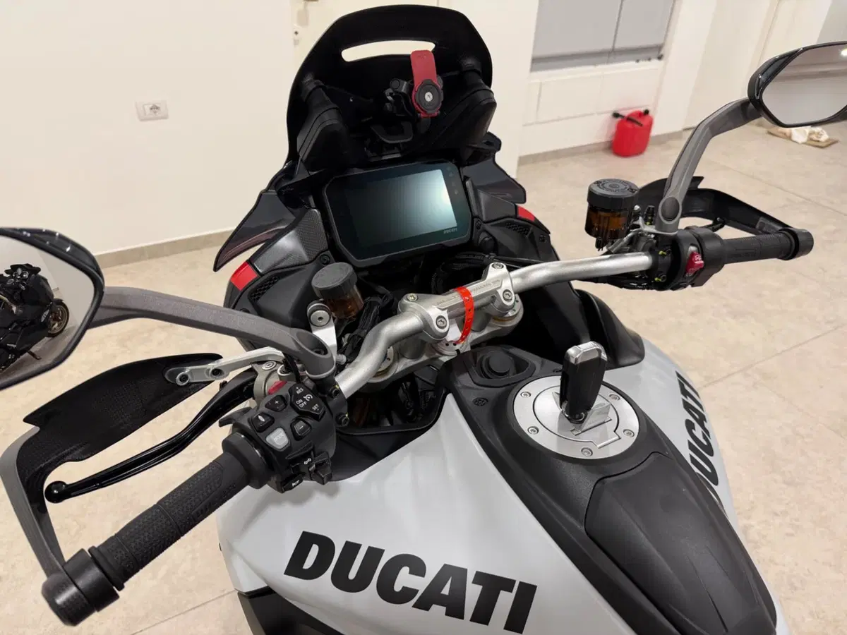 Ducati Multistrada V4 RS (2026) (9)