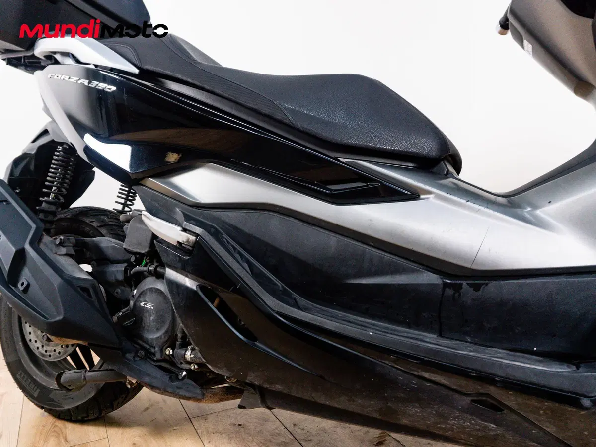 Honda Forza 350 (2022 - 24) (5)
