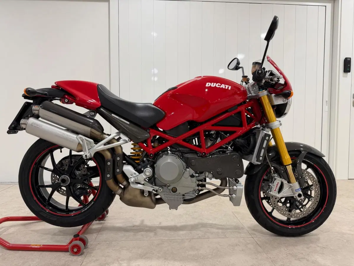 Ducati Monster S4Rs Testastretta