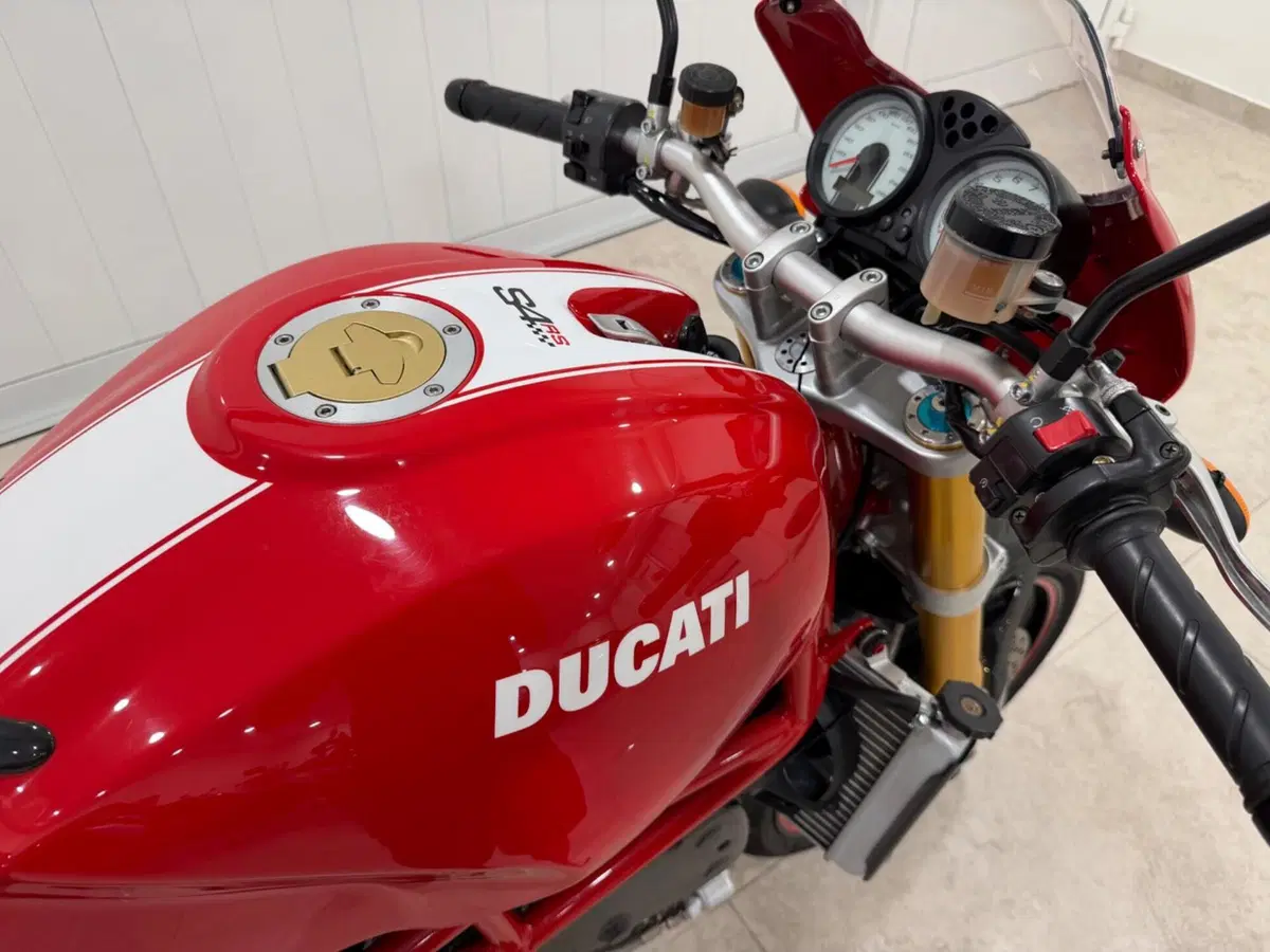 Ducati Monster S4Rs Testastretta (12)