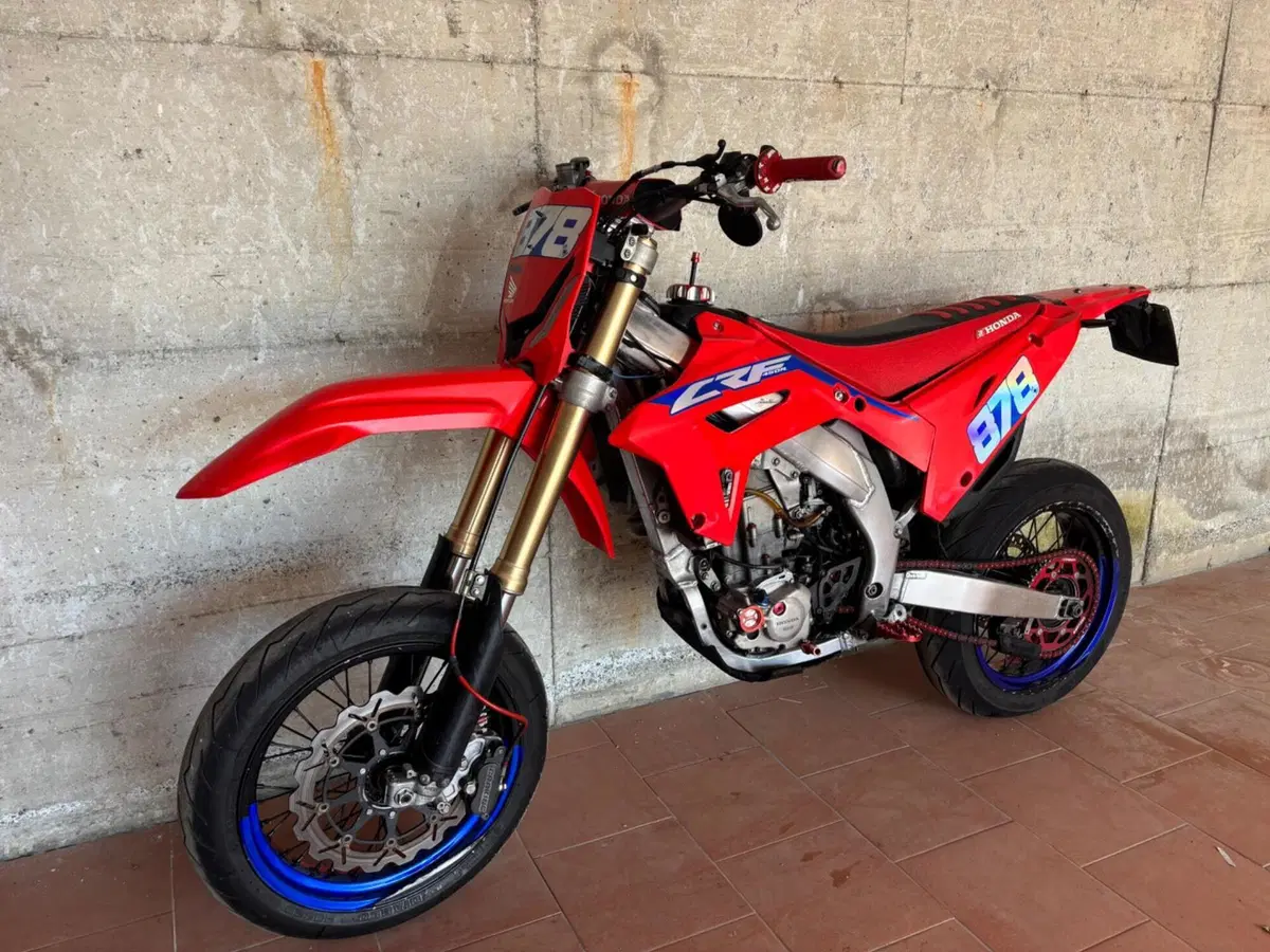 Honda CRF 450R (2001 - 02) (6)
