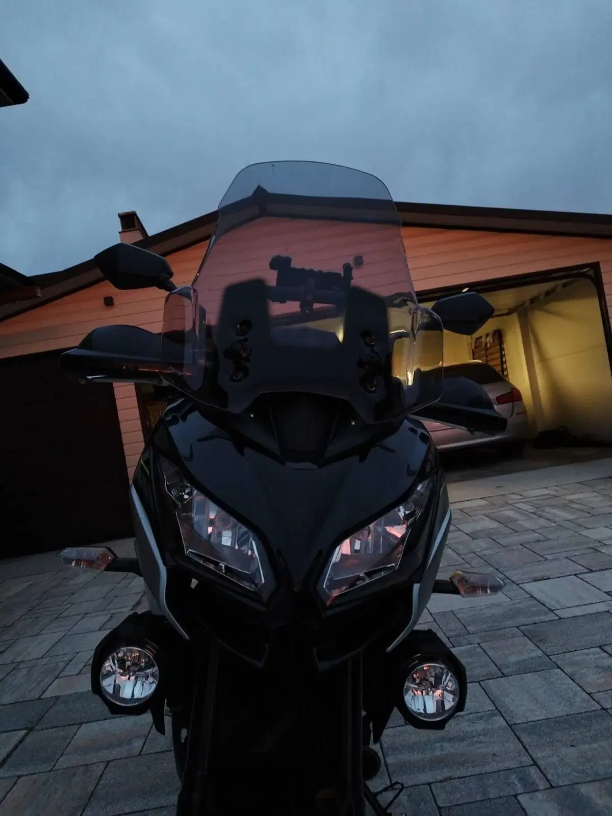 Kawasaki Versys 650 Grand Tourer (2017 - 20) (2)