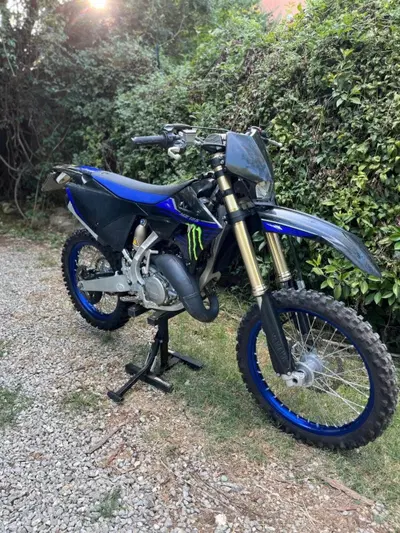 Yamaha YZ 125 (2023) usata