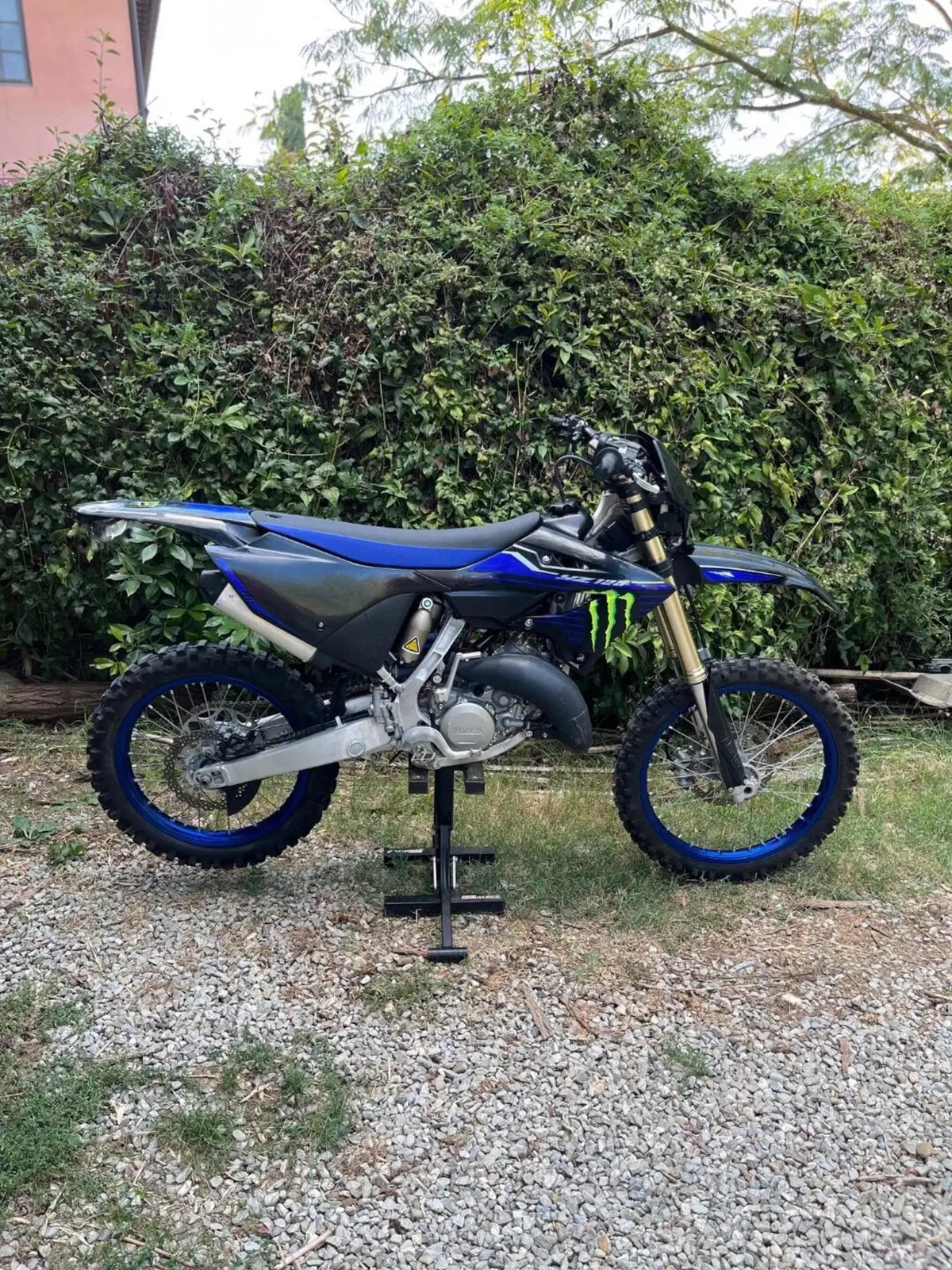 Yamaha YZ 125 (2023) (2)