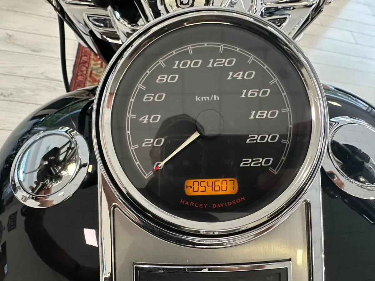 Harley-Davidson 103 Road King Classic (2014 - 16) - FLHRC (9)