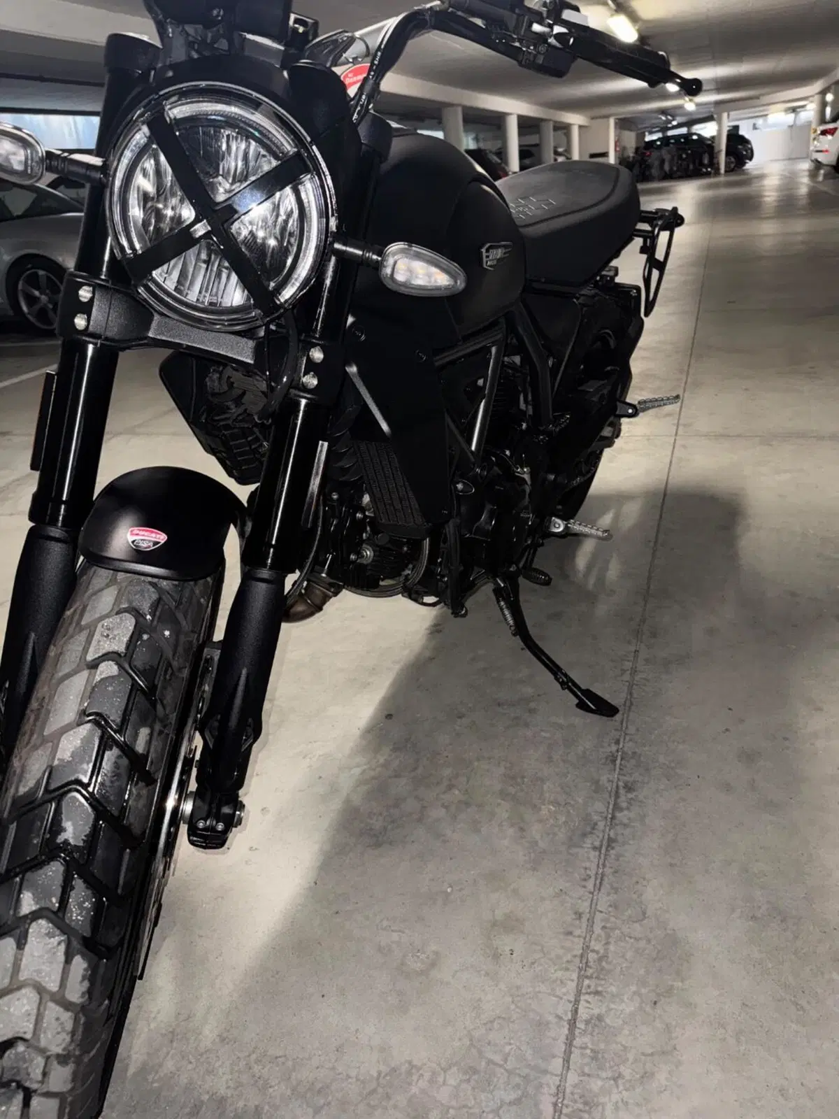 Ducati Scrambler 800 Icon Dark (2025 - 26) (3)
