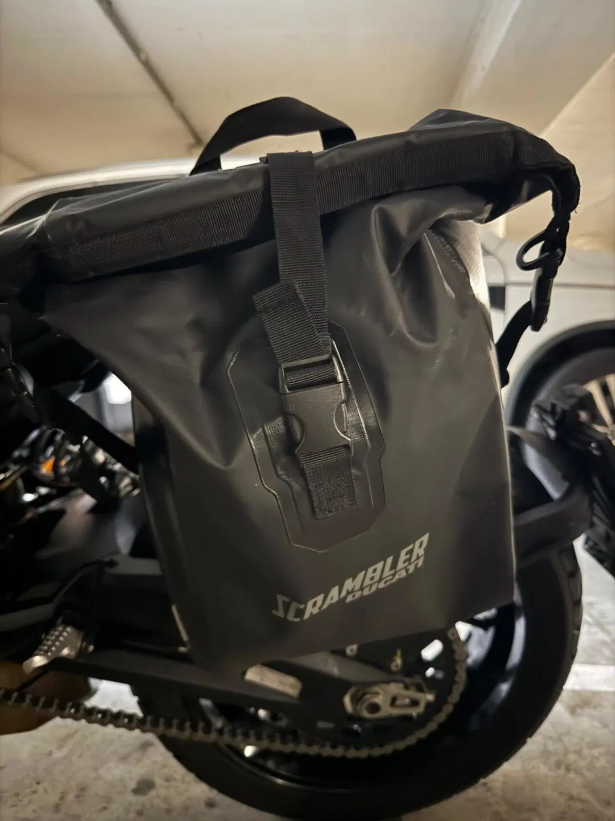 Ducati Scrambler 800 Icon Dark (2025 - 26) (5)
