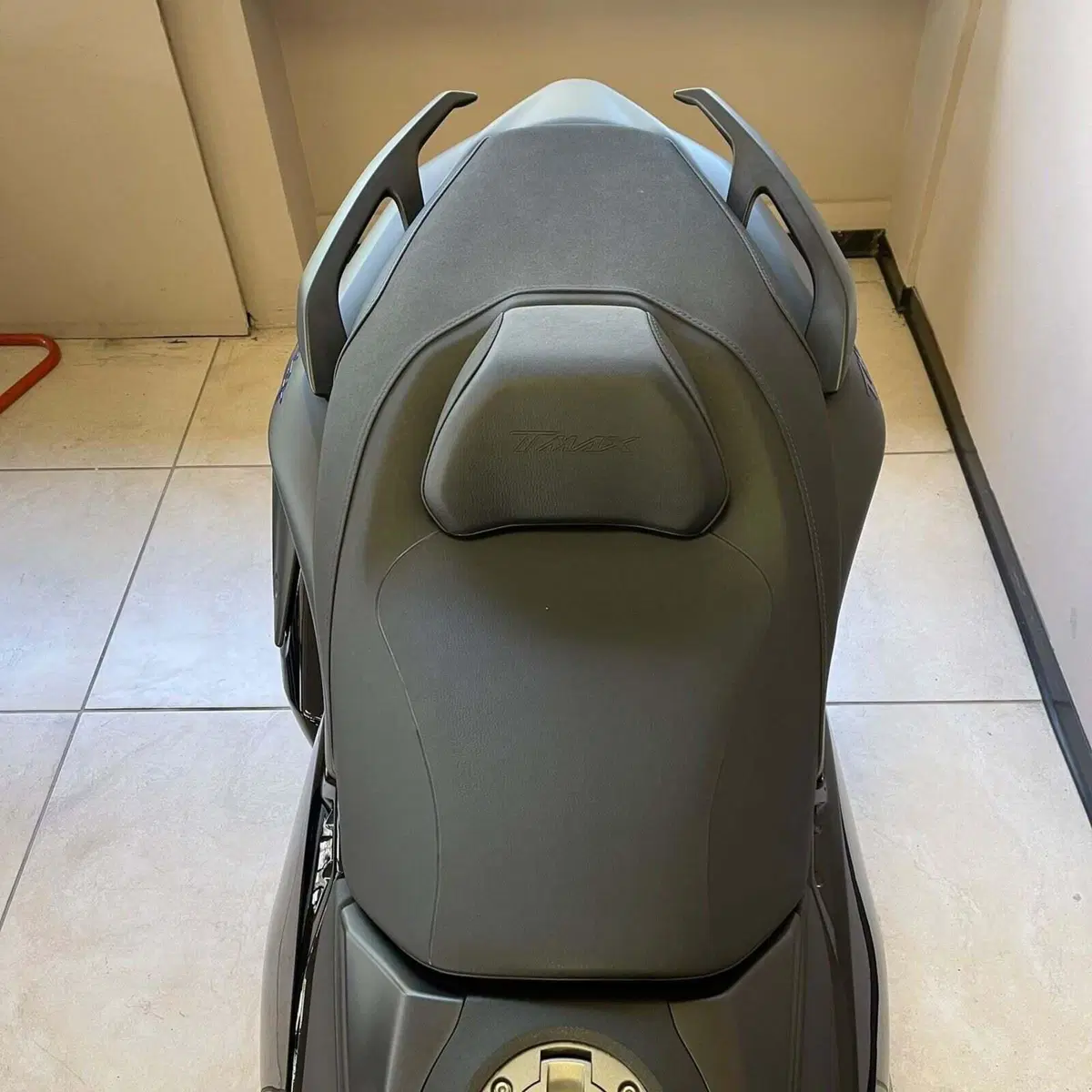 Yamaha T-Max 560 (2025 - 26) (5)