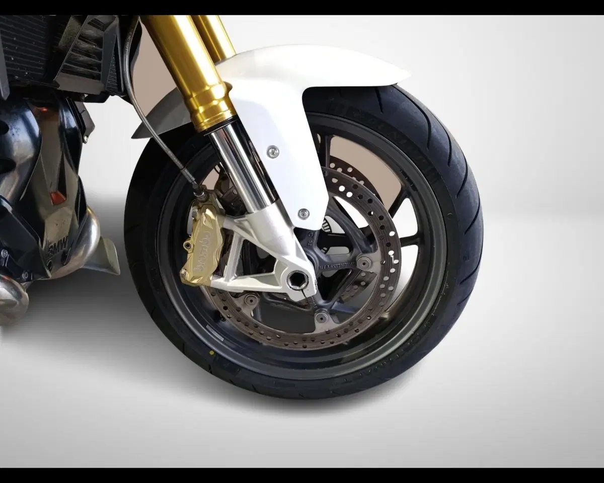 Bmw R 1200 R (2015 - 16) (8)