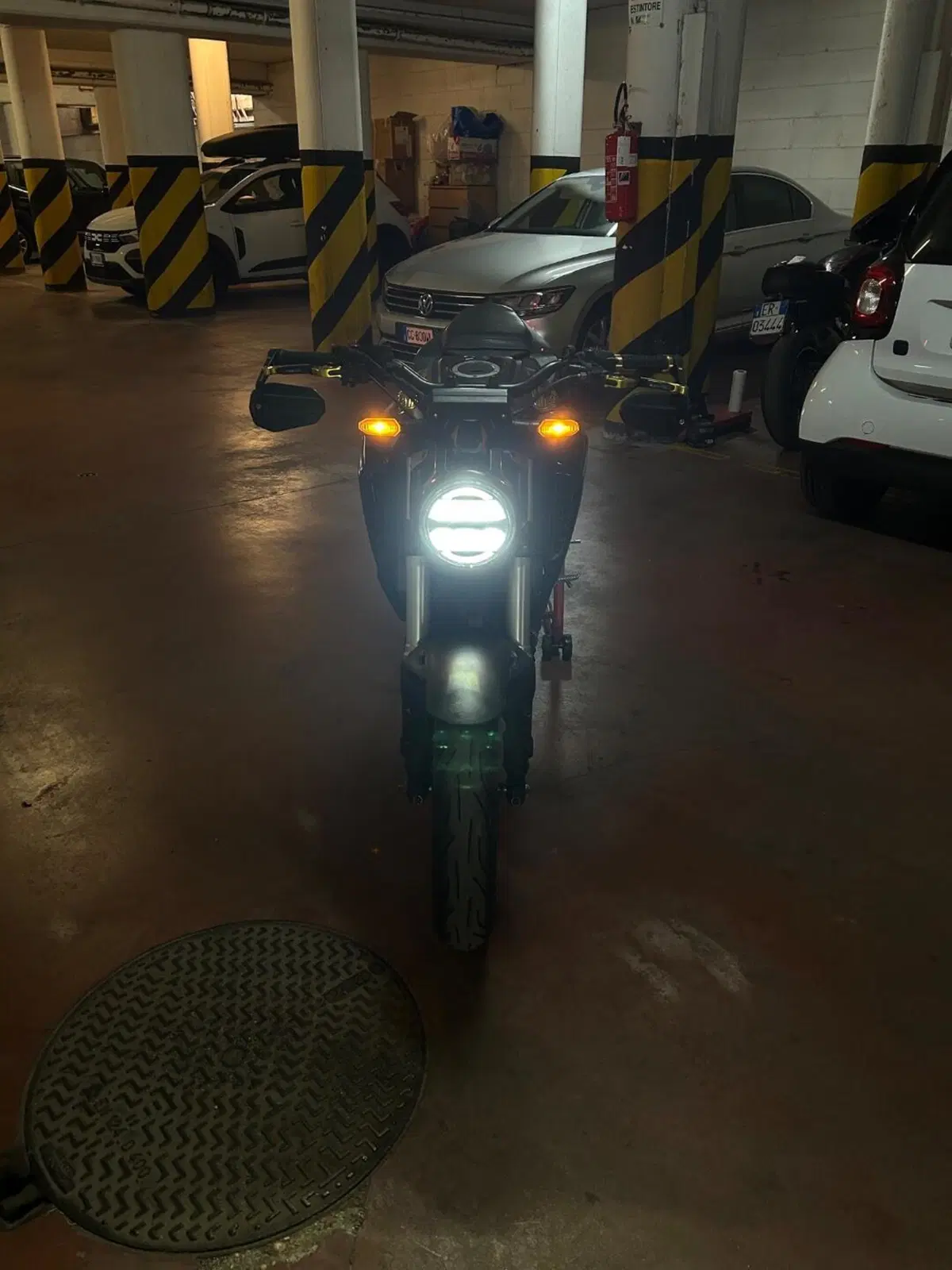 Honda CB 125 R (2018 - 20) (2)