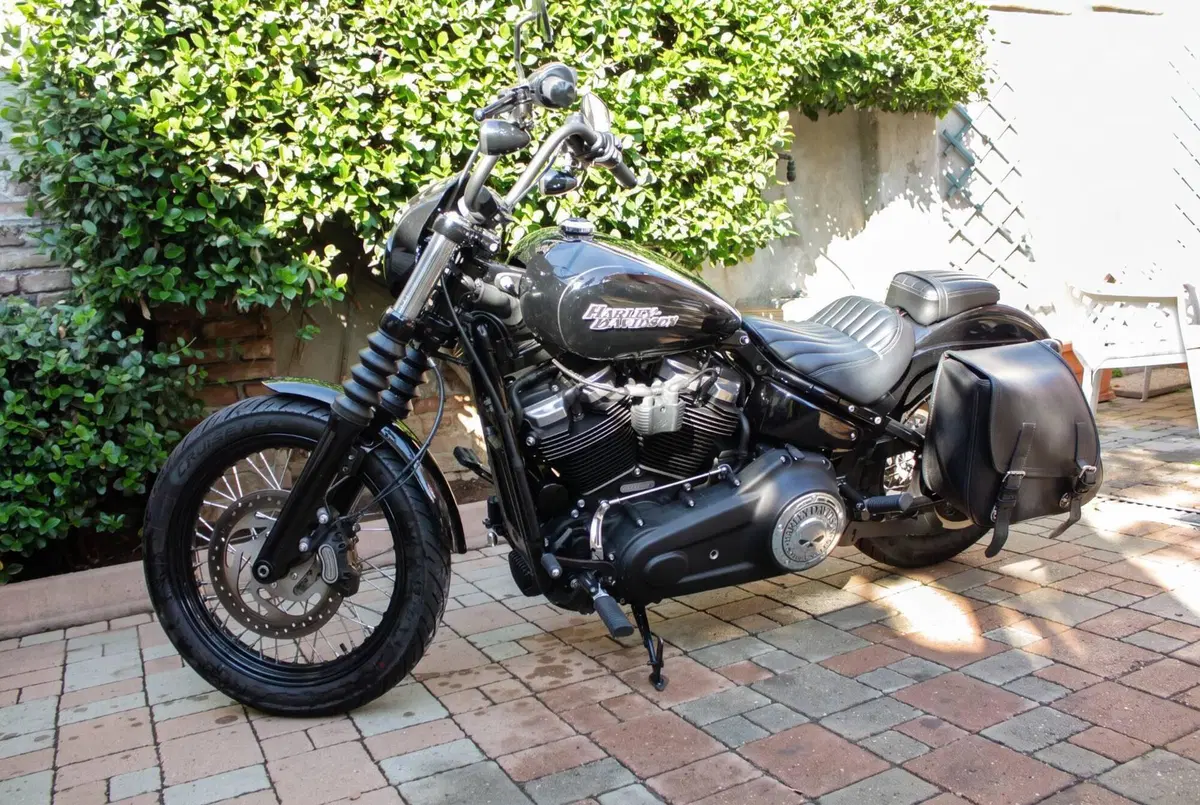 Harley-Davidson 107 Street Bob (2018 - 20) - FXBB (2)