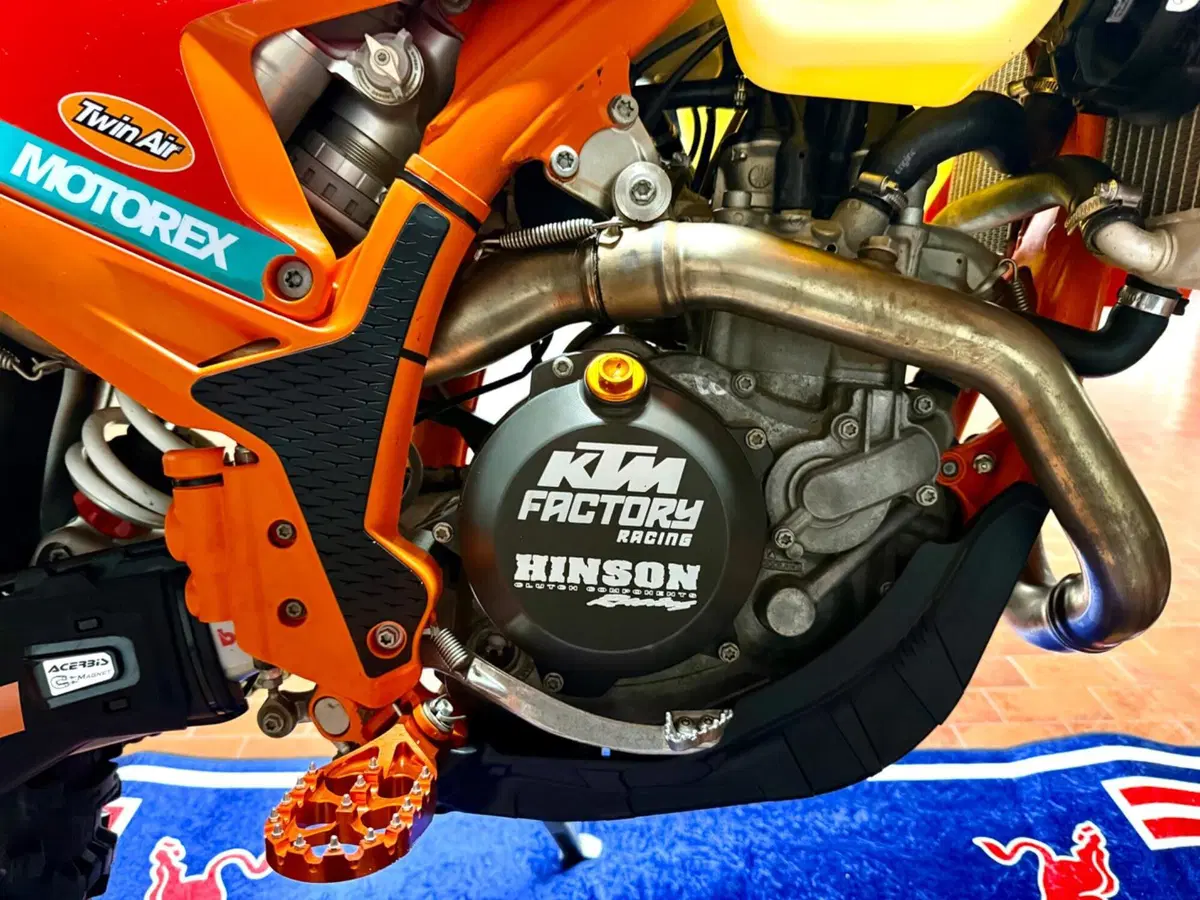 KTM 450 EXC-F Six Days (2024) (6)