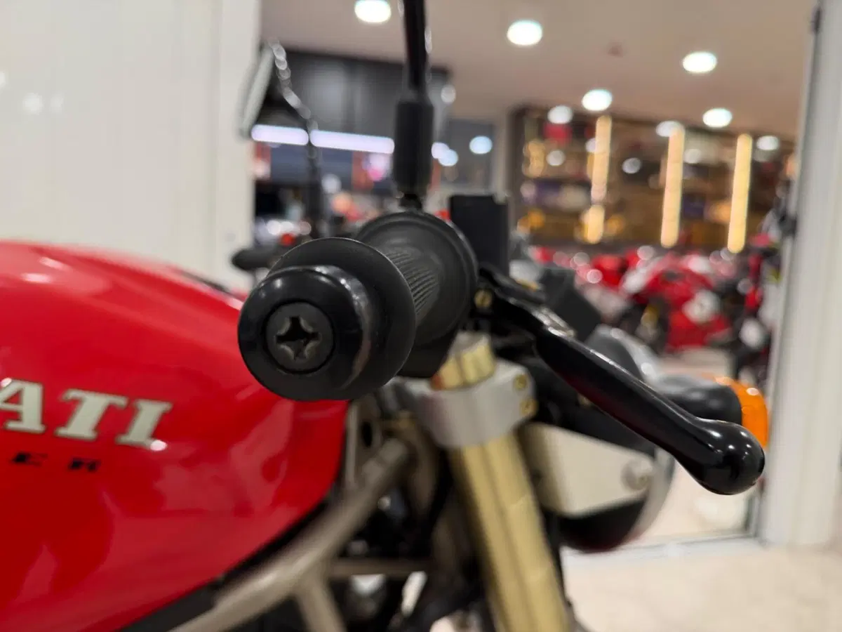 Ducati Monster 900 (1993 - 96) (18)