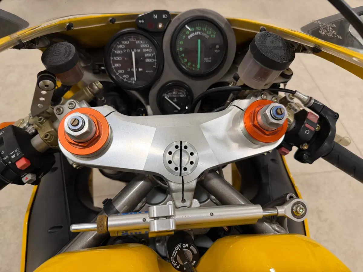 Ducati 996 S (2001) (9)