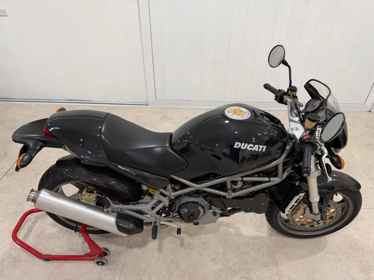 Ducati Monster S4 (2001 - 03) (3)