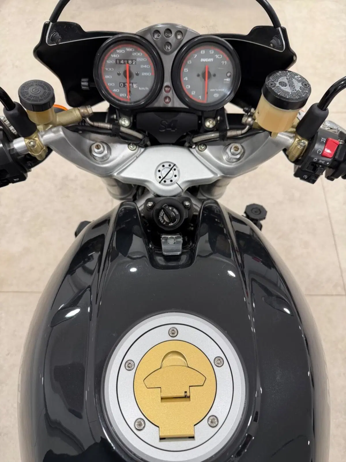 Ducati Monster S4 (2001 - 03) (8)