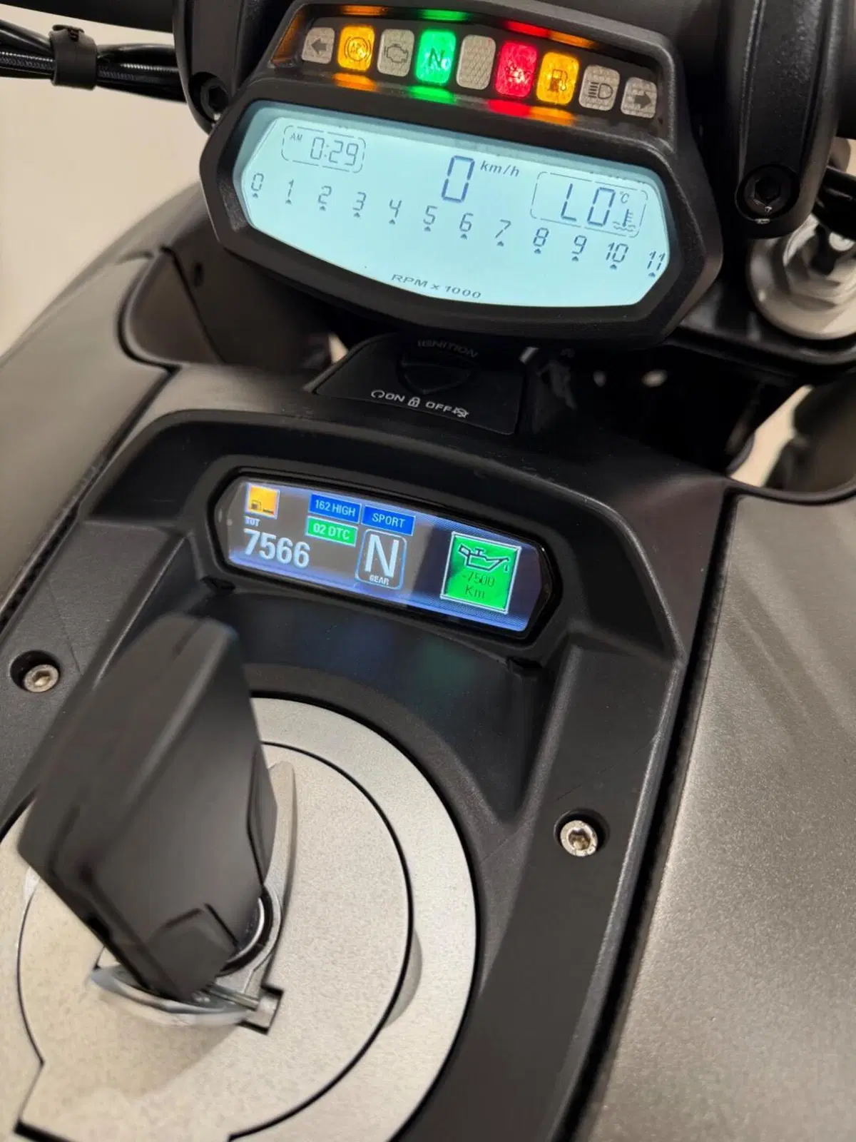 Ducati Diavel 1200 Carbon (2017 - 18) (8)