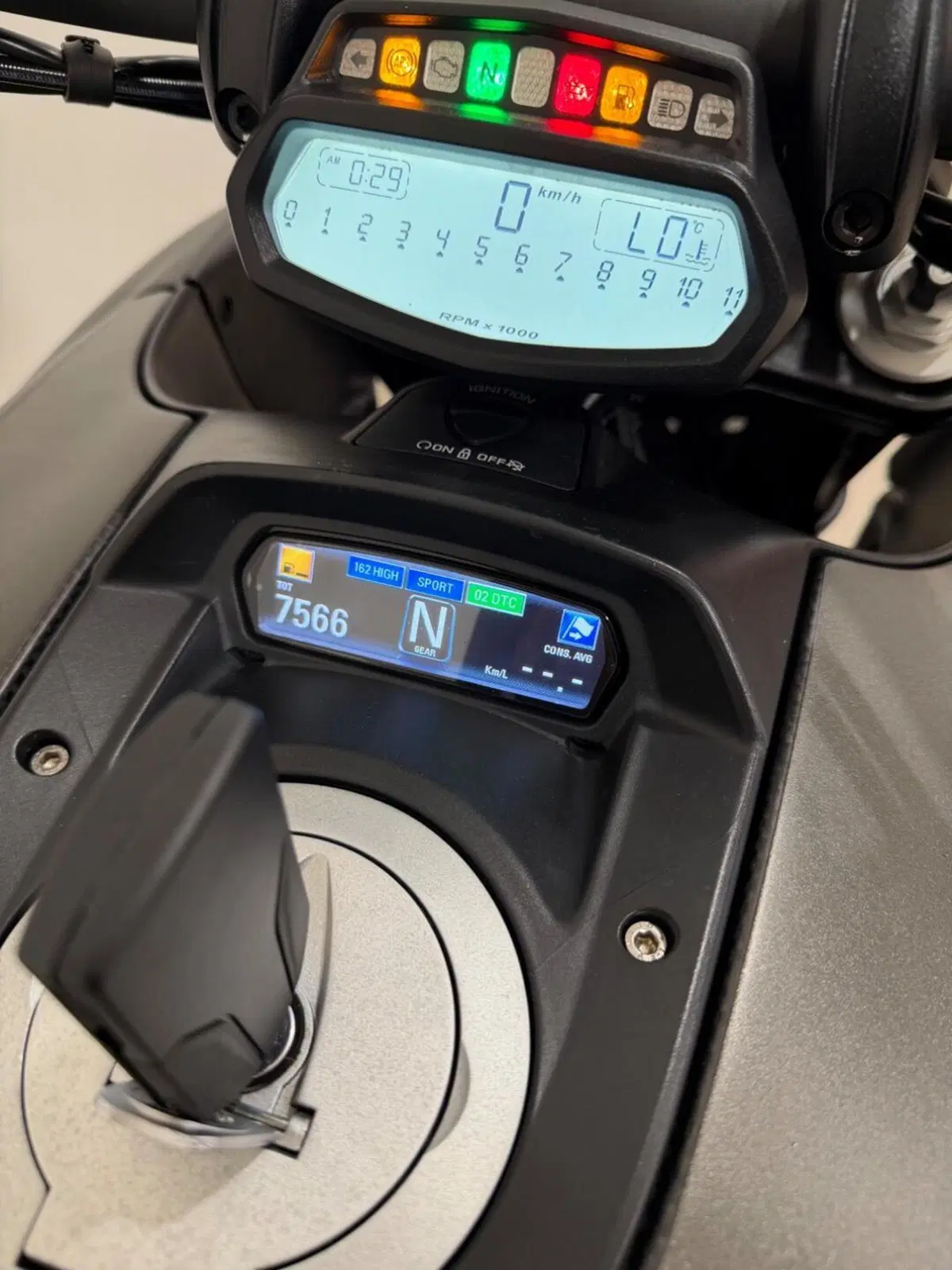 Ducati Diavel 1200 Carbon (2017 - 18) (9)