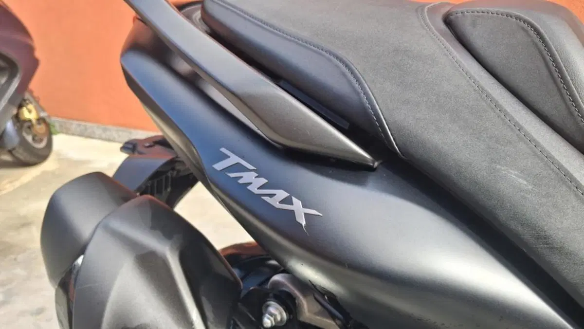 Yamaha T-Max 560 (2022 - 24) (5)