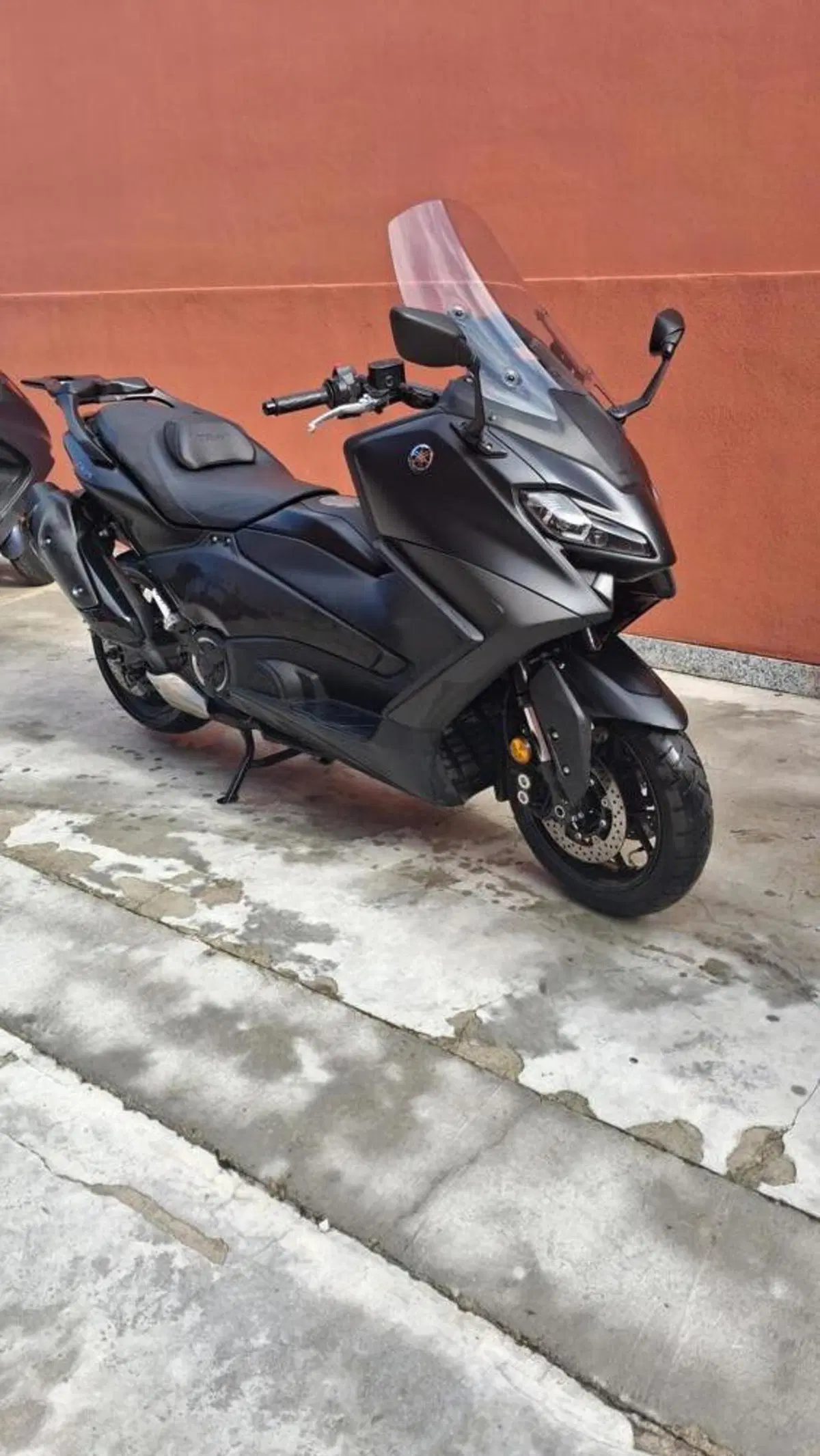 Yamaha T-Max 560 (2022 - 24) (3)