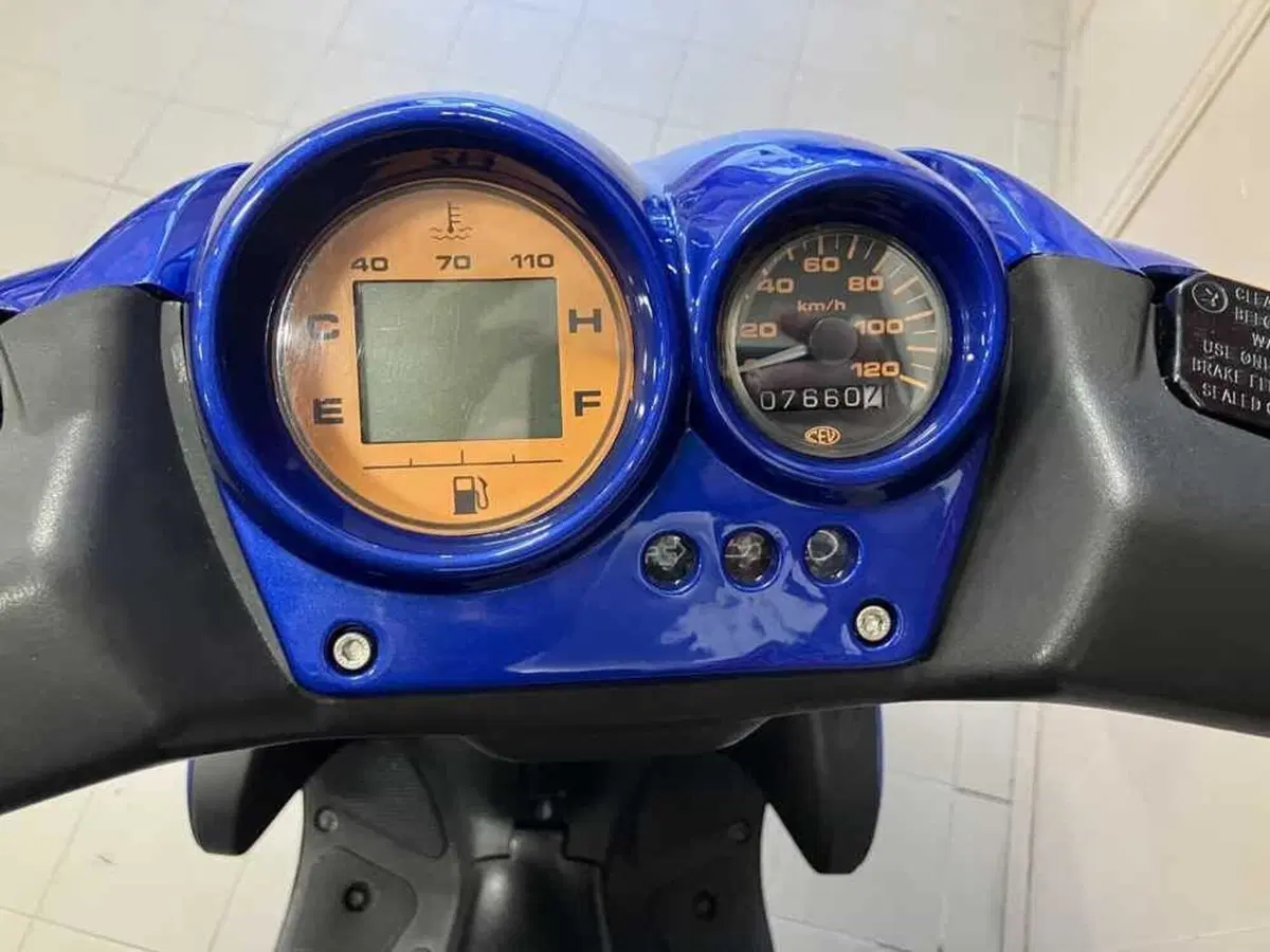 Yamaha Aerox 50 (1997 - 99) (2)