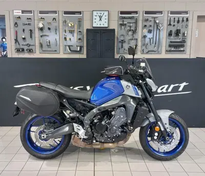 Yamaha MT-09 (2021 - 23) usata