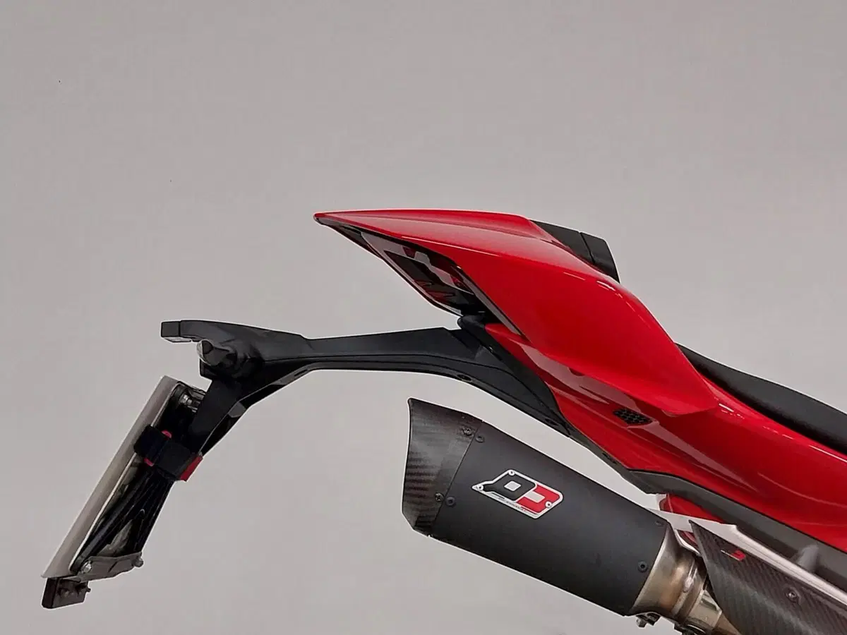Ducati Streetfighter V4 S (2025 - 26) (6)