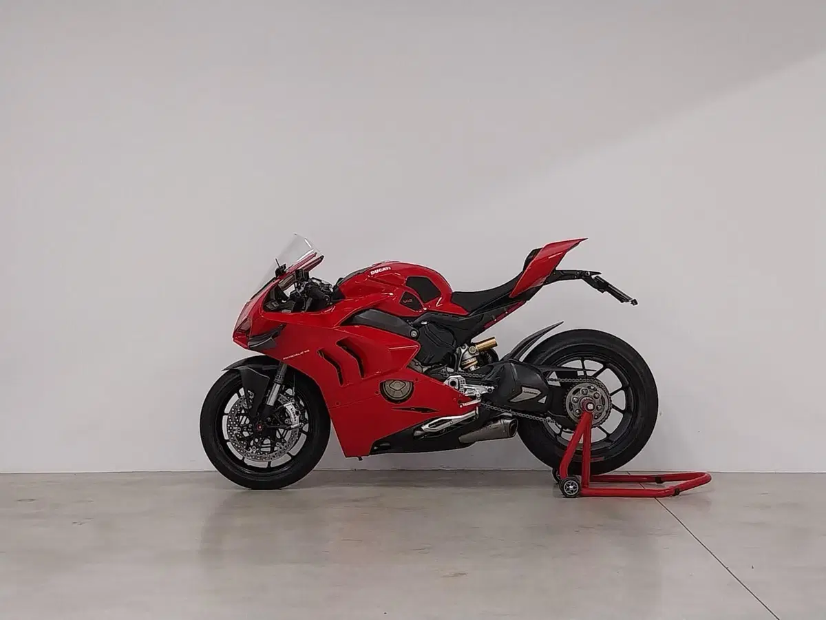 Ducati Panigale V4 1100 (2020) (3)
