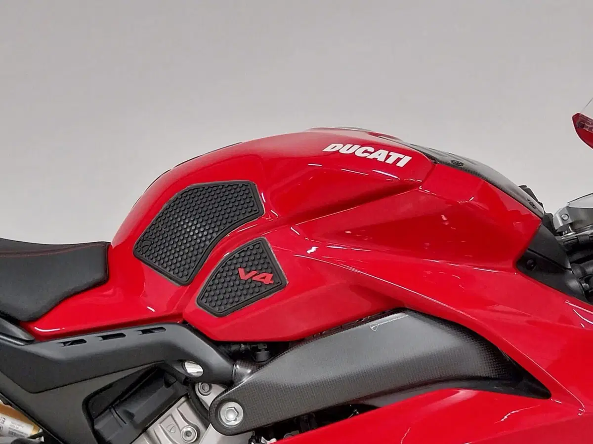 Ducati Panigale V4 1100 (2020) (8)
