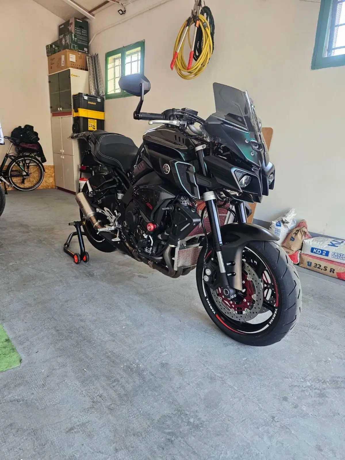 Yamaha MT-10 (2017 - 20) (4)