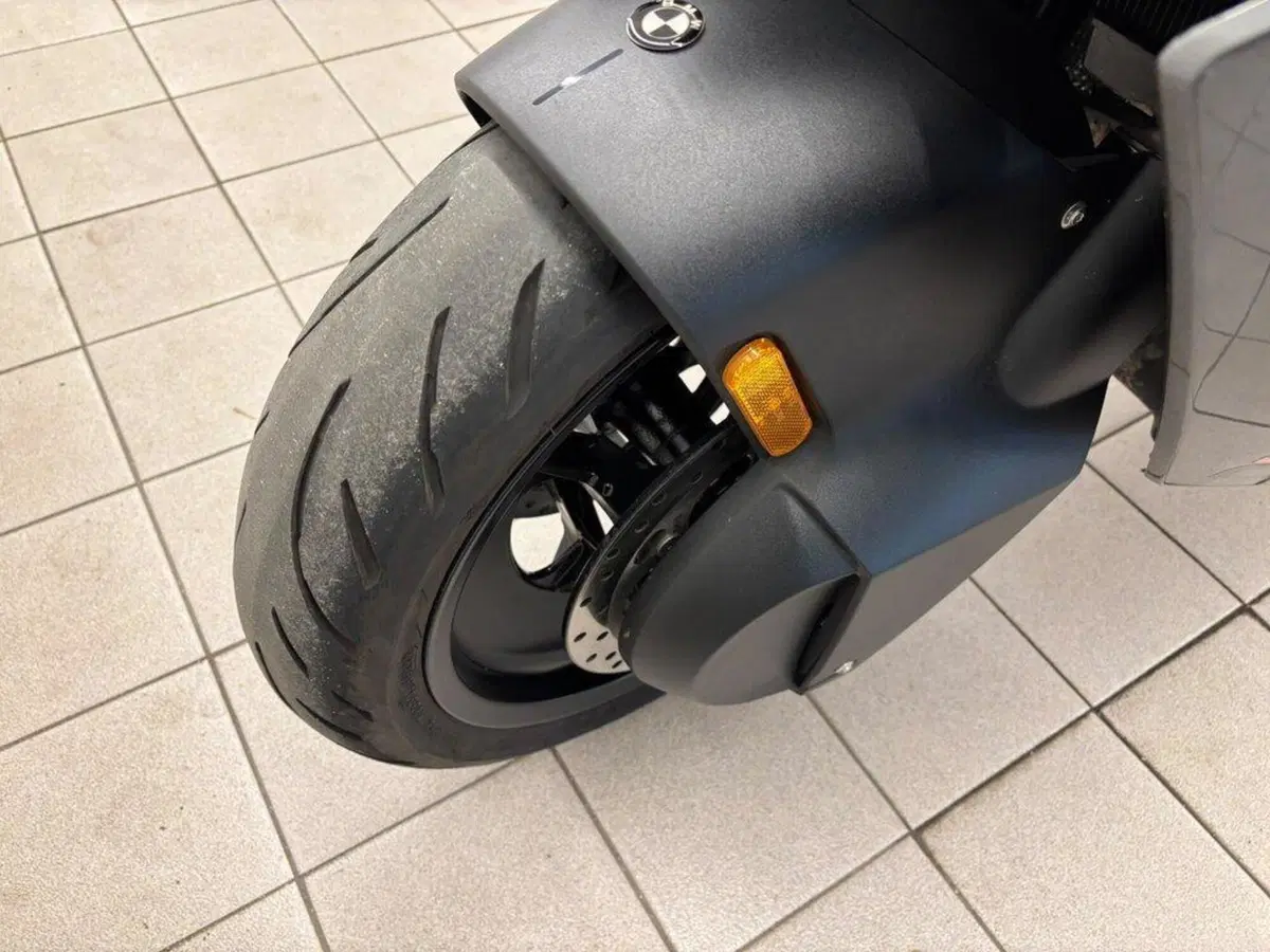 Bmw CE 04 (2021 - 25) (10)
