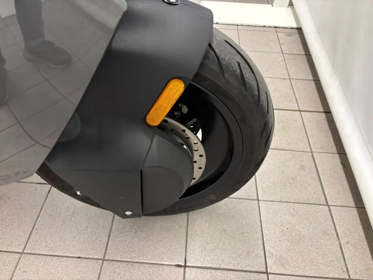 Bmw CE 04 (2021 - 25) (15)