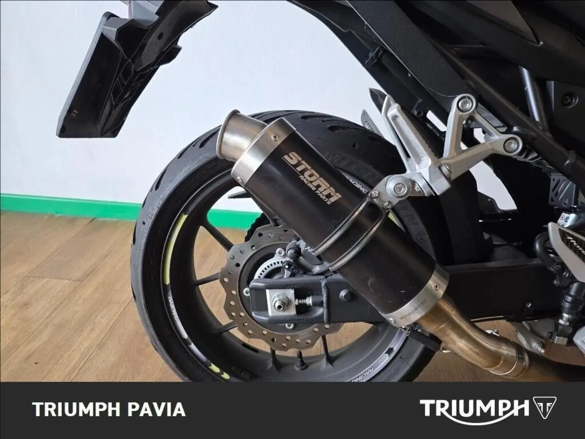 Honda CB 750 Hornet (2023 - 24) (5)