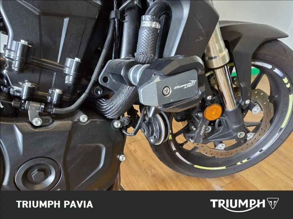 Honda CB 750 Hornet (2023 - 24) (8)