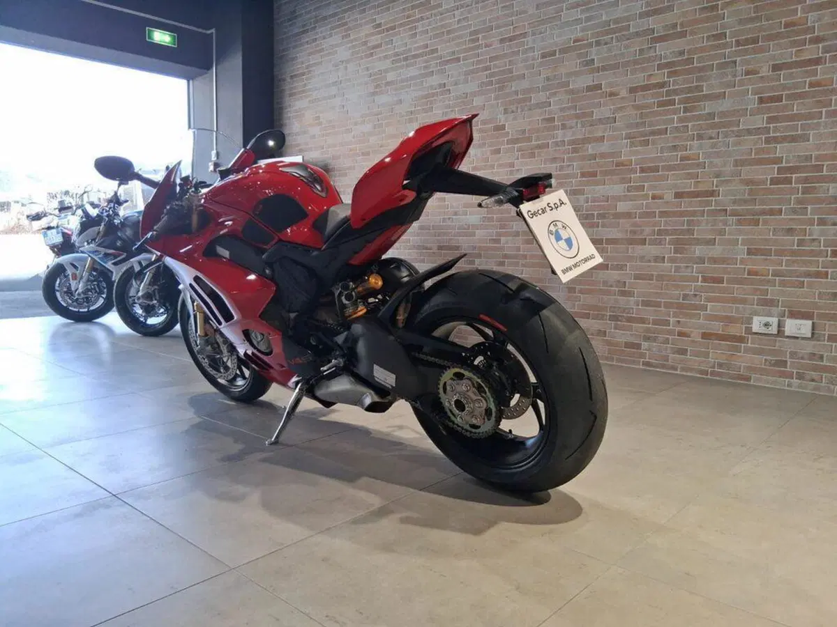 Ducati Panigale V4 S (2022 - 24) (6)