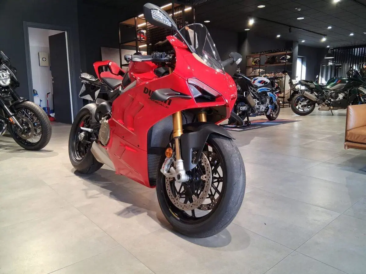 Ducati Panigale V4 S (2022 - 24) (2)