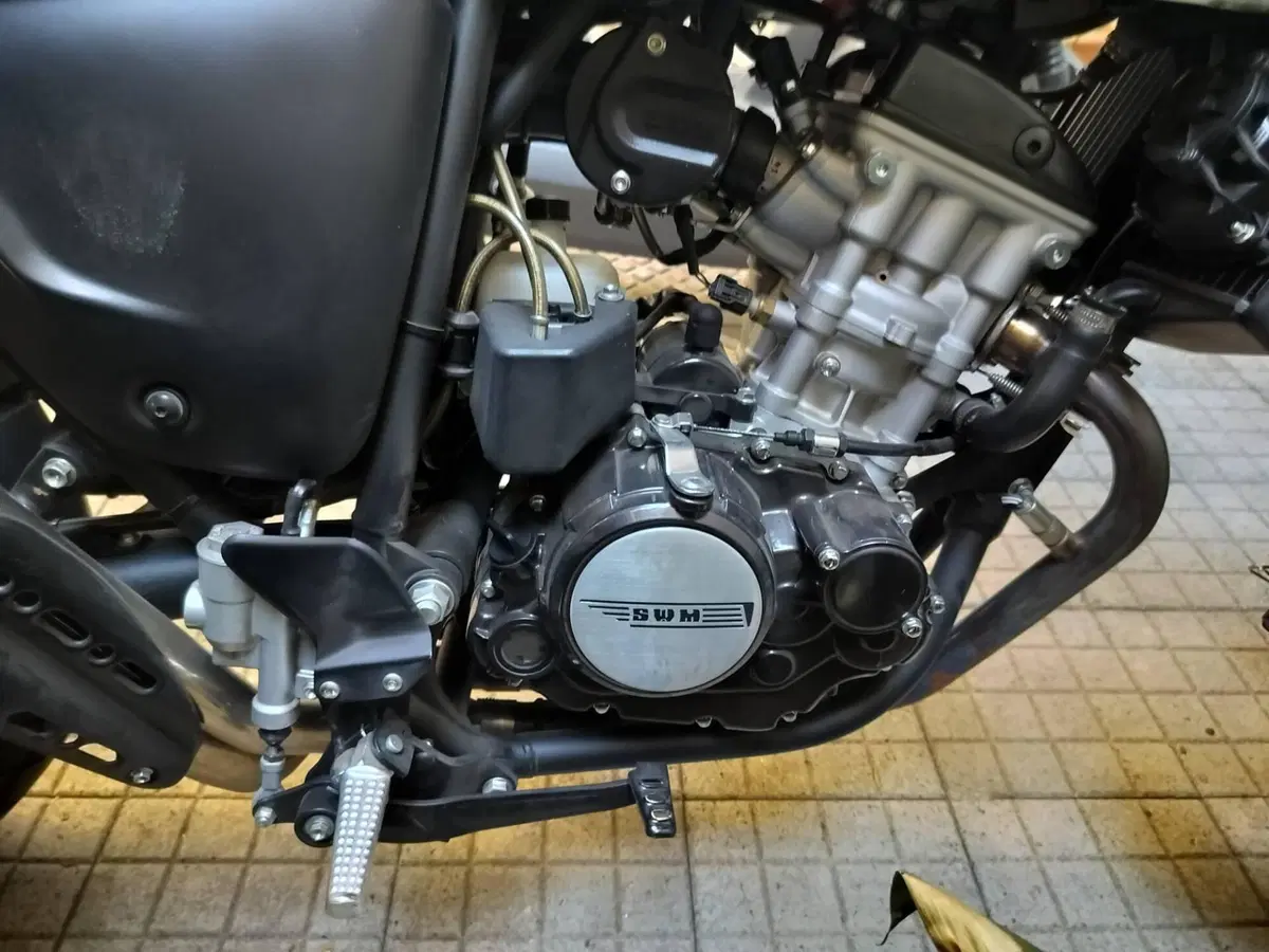 Swm Outlaw 125 (2019 - 20) (9)
