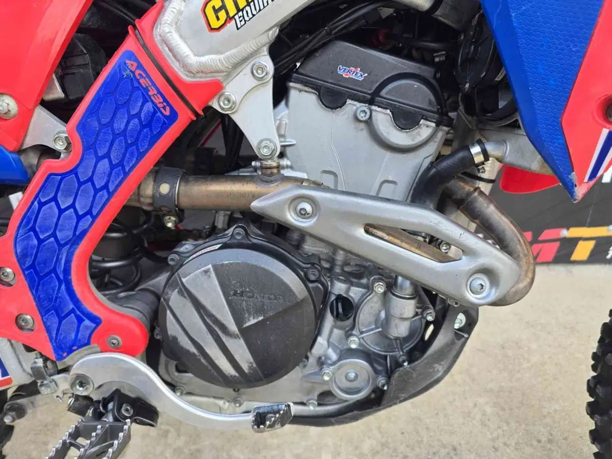 Honda CRF 300RX Enduro (2019) (5)