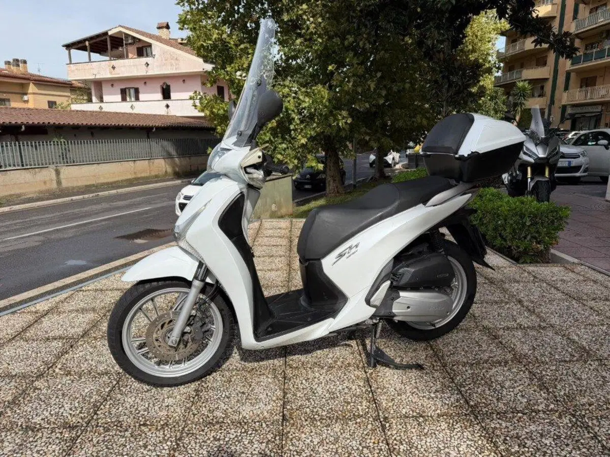 Honda SH 125 i ABS (2013 - 17) (6)