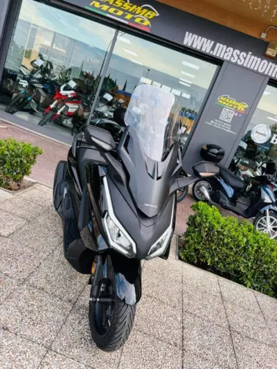 Honda Forza 350 (2025 - 26) usata