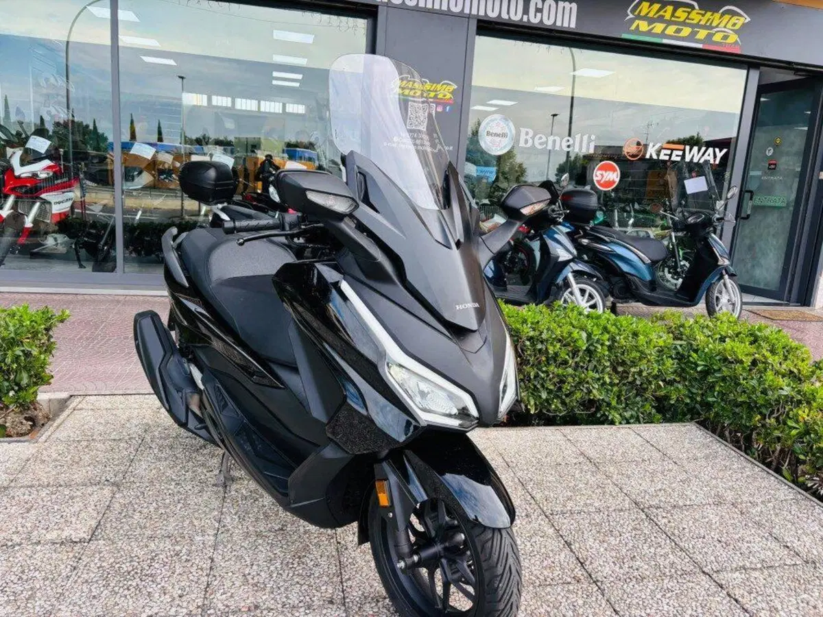 Honda Forza 350 (2025 - 26) (7)