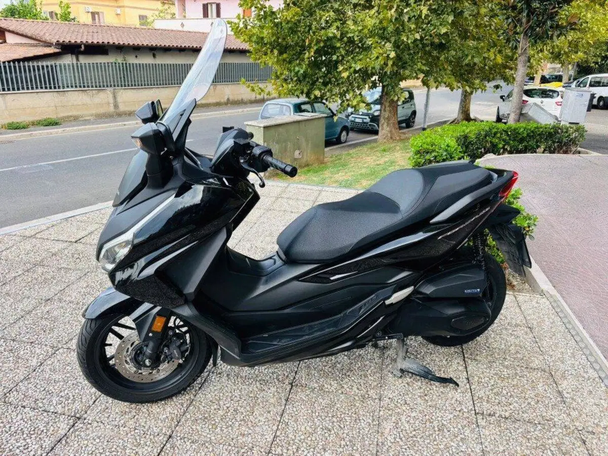 Honda Forza 350 (2025 - 26) (8)