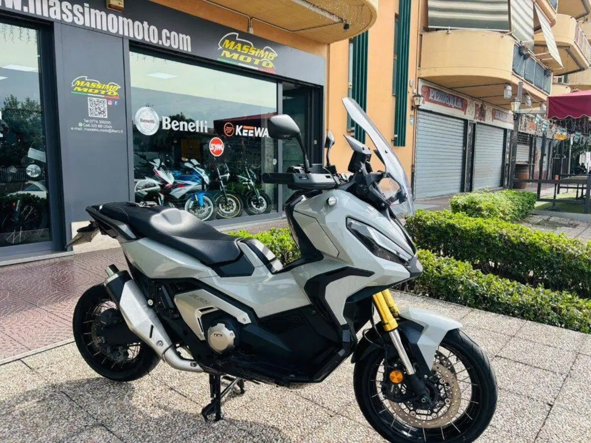 Honda X-ADV 750 DCT (2021 - 24) (2)