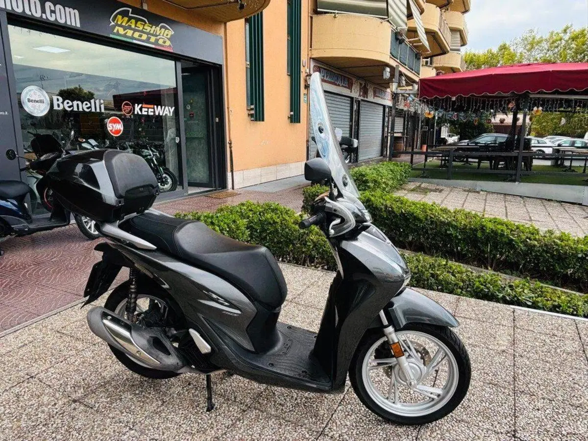 Honda SH 150i (2020 - 23) (4)