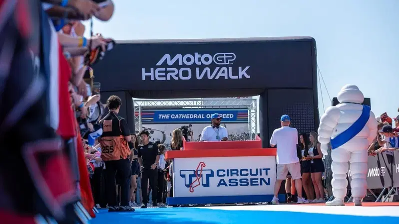 MotoGP, Irta inasprisce il regolamento: 5.000 euro di multa a salire per i piloti che non partecipano alla Hero walk