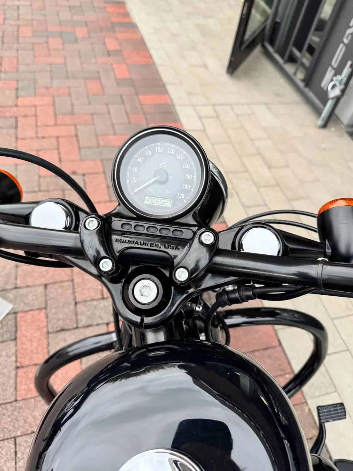 Harley-Davidson 1200 Forty-Eight (2010 - 15) (4)